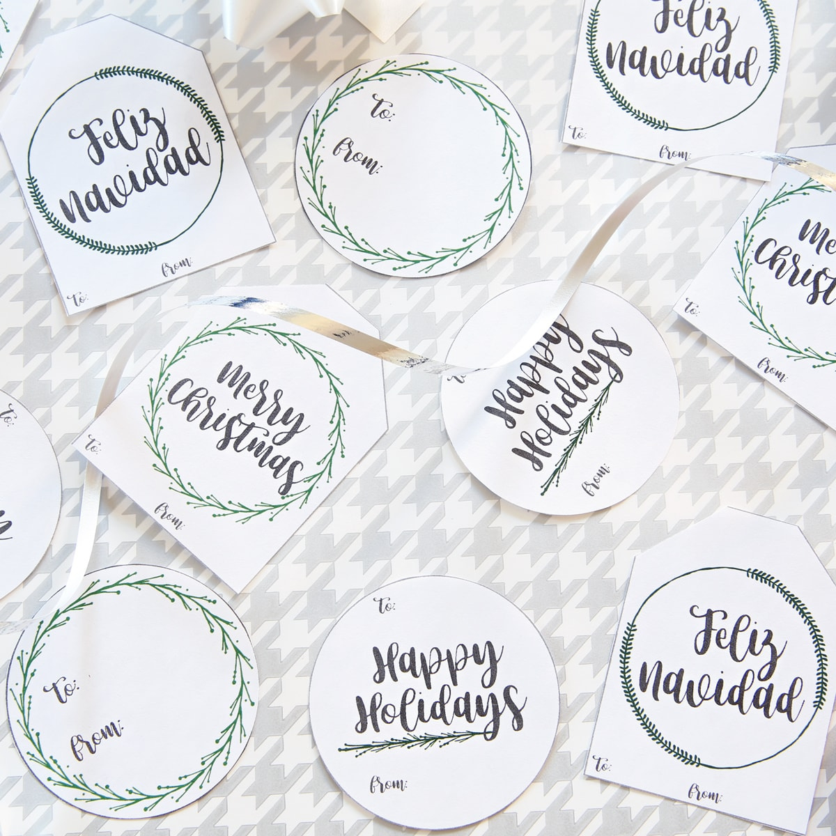 Free Printable Holiday Gift Tags | Abby Organizes in Printable Christmas Tags With String